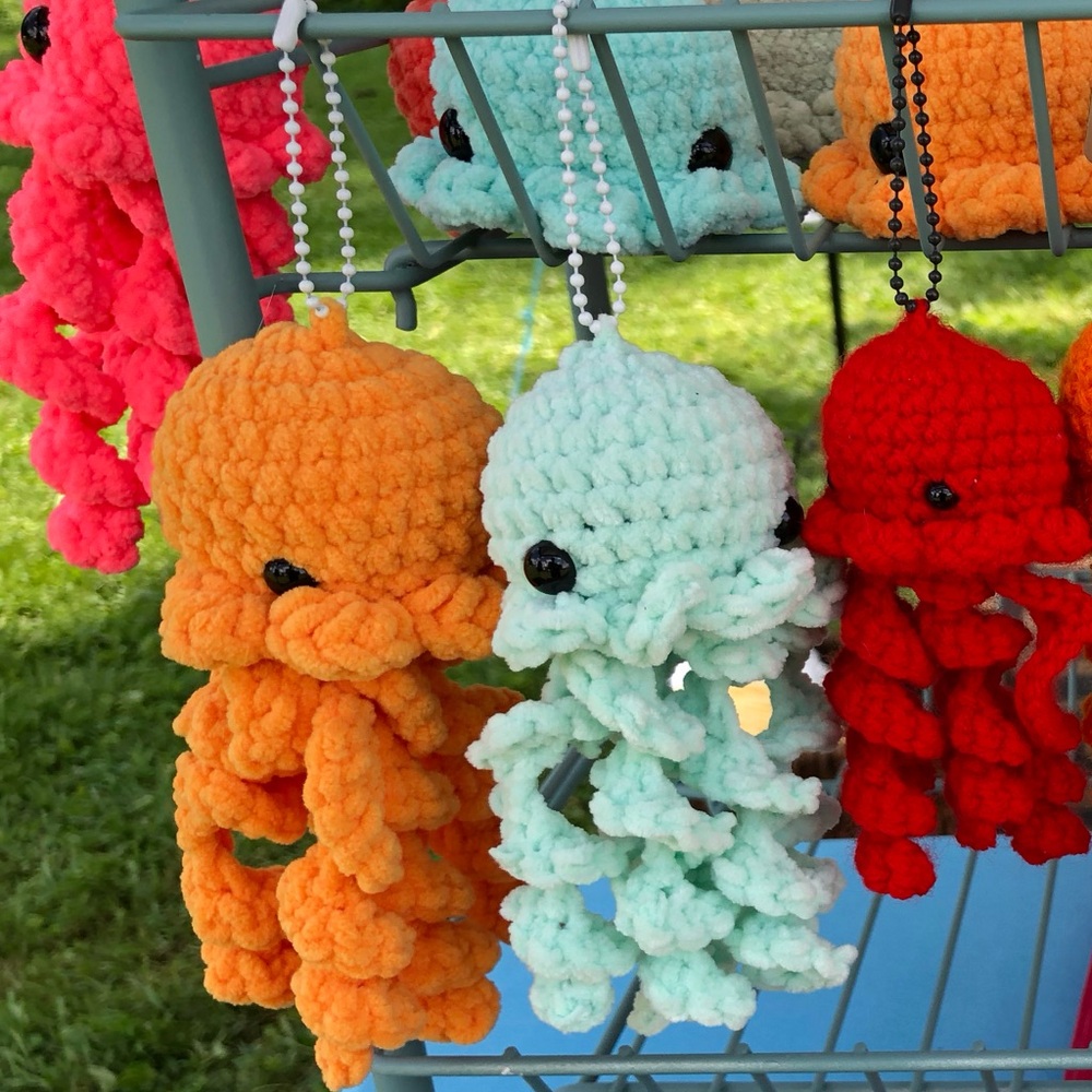 (Random bundle of 4) Chunky Jellyfish